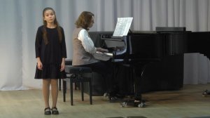 Гуненко Полина - Муз. А.Зацепина, стихи О.Дербенёва "Куда уходит детство?"