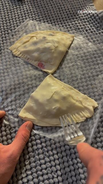 Пирожки с черникой