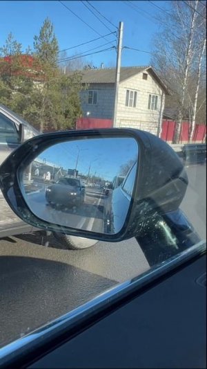 Пока мы едем по правилам, они едут по чужим нервам.
