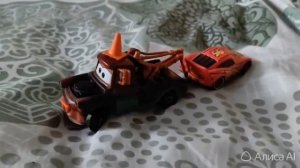 Мэтр везёт Молнию МакКуина.