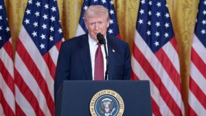 Трамп заявил об уничтожении ВС США 42 иранских кораблей