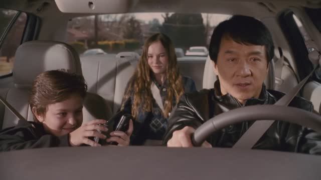 Шпион по соседству: Боб с детьми освобождаются