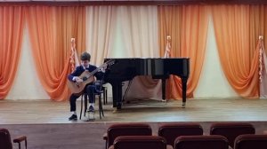 Тихонов Алексей      Л.Иванова "Звездочки"   Ю.Зырянов "В ритмах буги"