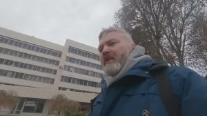 Жизнь в обстреливаемом городе. Нестандартный обзор.