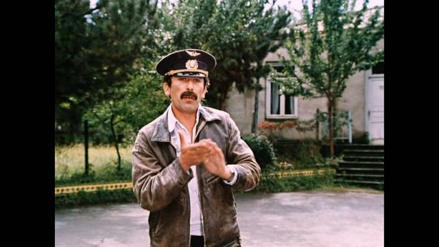 Совсем тебя этот ГАИ не уважает! Фрагменты из фильма "Мимино". 1977 г.