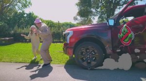 Настя в роли охотницы за привидениями. Большой сборник