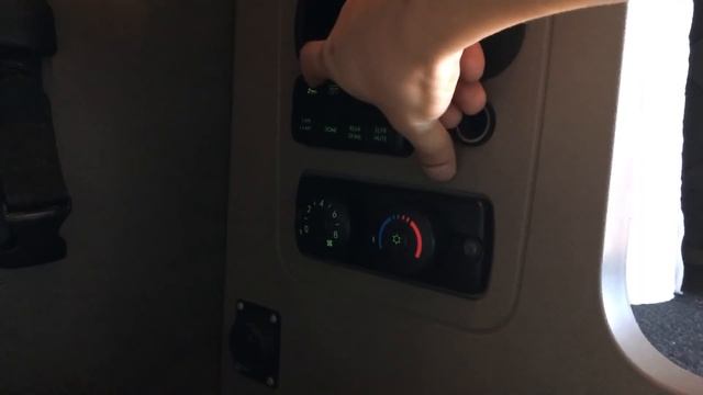 Dima Malash/Обзор моего грузовика и экскурсия по майами.