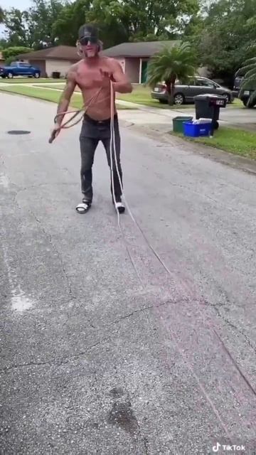 This Is How You Quickly Roll A Cord