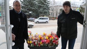 🌸 Липецкая область поздравила женщин подшефного Володарского округа с наступающим 8 марта