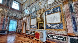 Волшебный в своей красоте Мраморный зал дворца Константиновичей