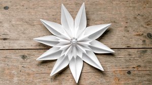 Цветы из бумаги Поделки оригами на 8 марта