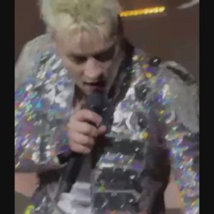 Смотрим... и радуемся...