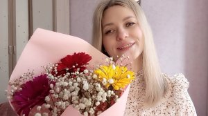 С ПРАЗДНИКОМ, МОИ ДОРОГИЕ ДЕВОЧКИ 🥰💐