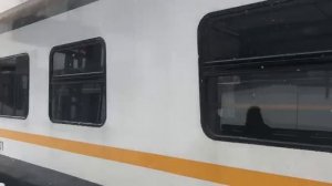 ЭП2Д прибывает на станцию "Покровское"