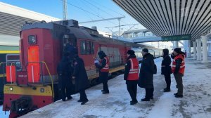 В Китае встретили первый пассажирский поезд из Иркутска.