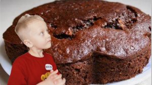 Коля Доля готовит шоколадный кекс