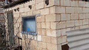 Вышли подышать свежим воздухом.Наелись от пуза.