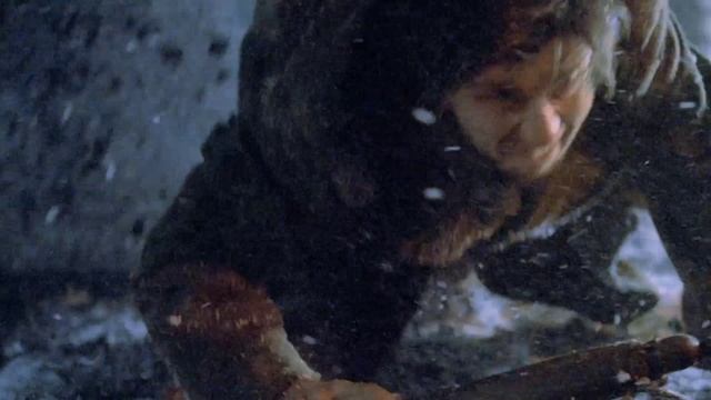 Спокойная ночь была прервана артиллерийским обстрелом. Отрывок из фильма: Братья по оружию