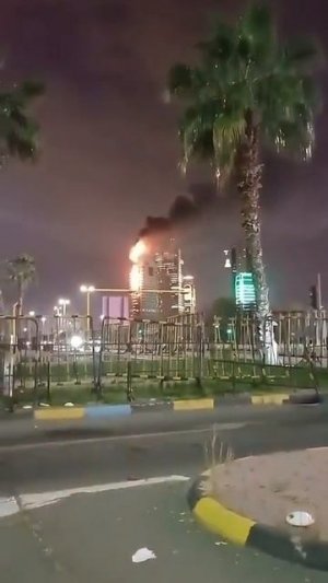 В Кувейте также долбанули по высотке