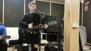 ПЕСНЯ   ПЕРЕМЕН.      ГРУППА КИНО
                    ВИКТОР       ЦОЙ.