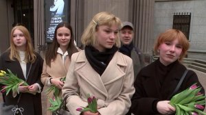 В России отмечают Международный женский день.