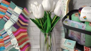 ВЯЗАЛЬНЫЙ ВЛОГ 03/26 С 8 Марта! Носочки для мамы и дочки. Новая пряжа. Милый подарок.