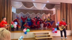 Милые и любимы детки поздравляют мам и учителей. 8 Марта. 💐💐💐💐💐