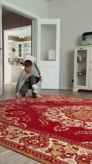 гномик шорц.