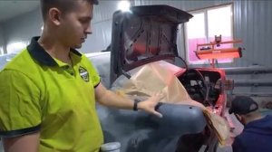 мы реставрируем мерс. и всего лишь за час