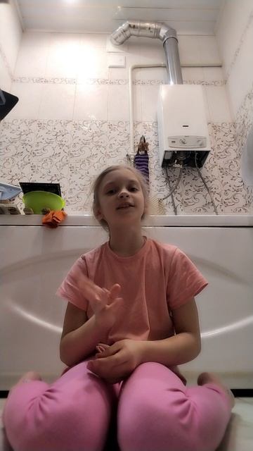 Бабочка - написала " Алёна Швец " спела Алиса Сахар