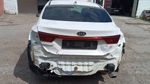 Kia Cerato, ремонт задней части после небольшого дтп.