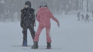 8марта26 Иня НСК Учимся на сноуборде.