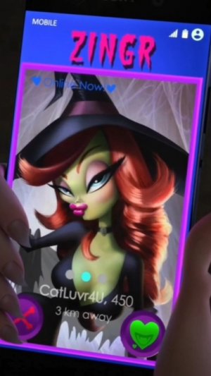 Дракула осваивает сайт знакомств. Может он всë таки понравится кошкам? 😹