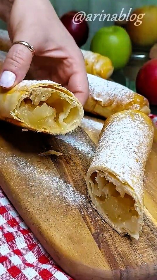 Штрудель, вертута, рулет - называйте, как хотите, но это очень вкусно.