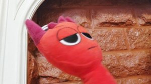 КРАСНЫЙ ШАРИК, , ЧЁРНЫЙ БЕСПОЩАДНЫЙ КВАДРАТ.  КРАСНЫЙ ШАРИК И ПЕРСОНАЖИ