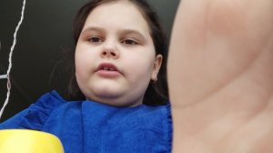 с 8 марта распаковываю подарок