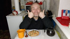 обед без Рыжули. вот вам и кружевные трусики и ЕС. мукбанг. обжор. еда на камеру. диета. шизофрения.