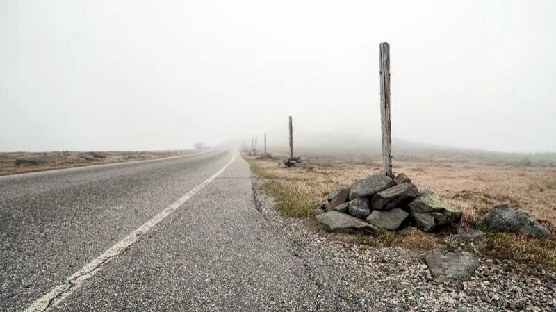 Придорожные камни