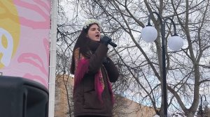 Песня "Да ри да" (музыка Алексея Ольханского, слова Арины Лучиной), исполняет Алиса Устинова, 16 лет