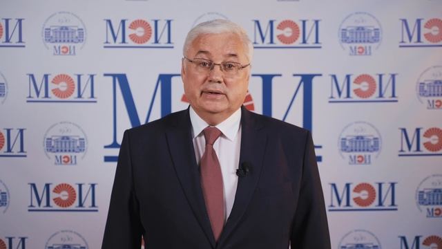 Ректор НИУ «МЭИ» Николай Рогалев поздравляет женщин с 8 марта ❤️