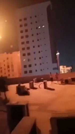 Иранский беспилотник попадает в отель Hyatt в Бахрейне, в котором размещены американские солдаты