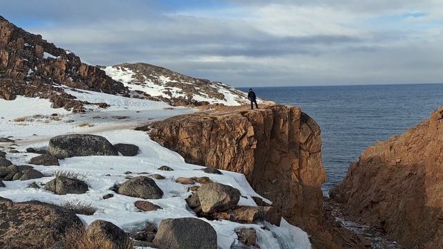 Териберка. Замёрзший водопад