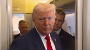 Дональд Трамп обвинил Тегеран в ударе по иранской школе.