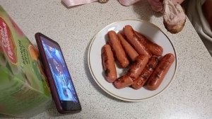 с 8 мартом девчонки