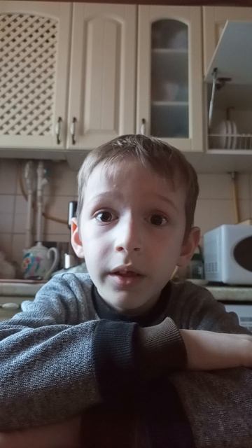 влог с басиком | первое видео
