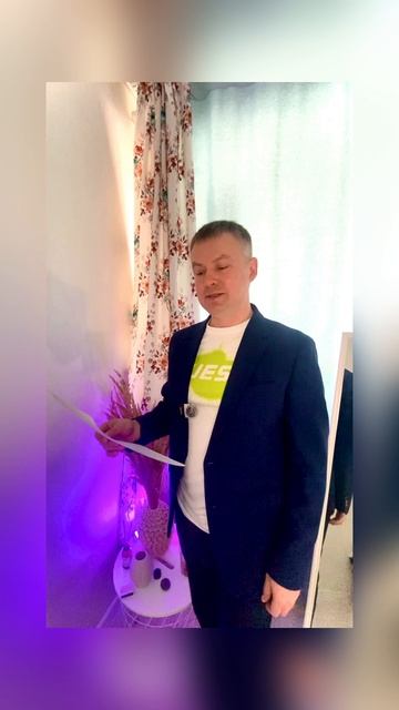 В благодарности поздравляю, С Международным женским днём, Как многое таится, За словами.