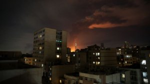 Ближний Восток в огне: Иран наносит ответные удары по базам США