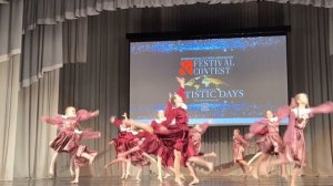 С 8 марта! Танец. Из чего же сделаны наши девчонки?