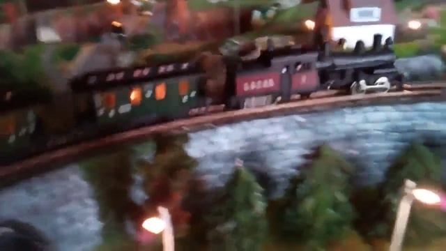 Подсветка в четырехоконных вагонах.