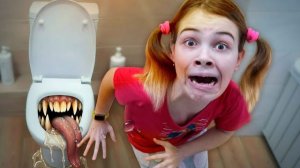 Унитаз пожиратель. Страшилки от Даши Юрьевны Slide Eater. Серия 21